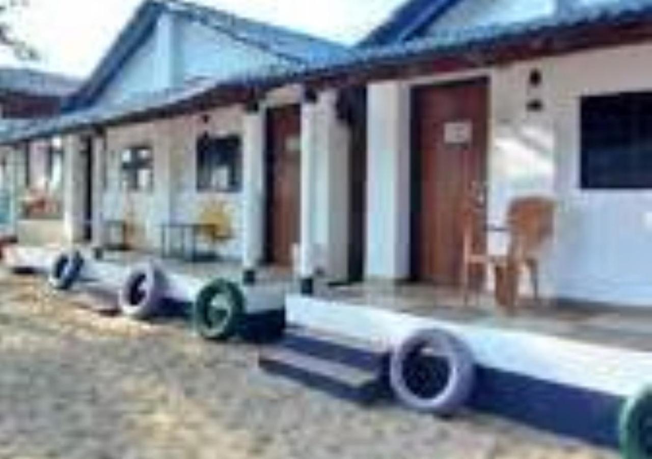 R K Beach Cottage Gokarna  Exterior photo